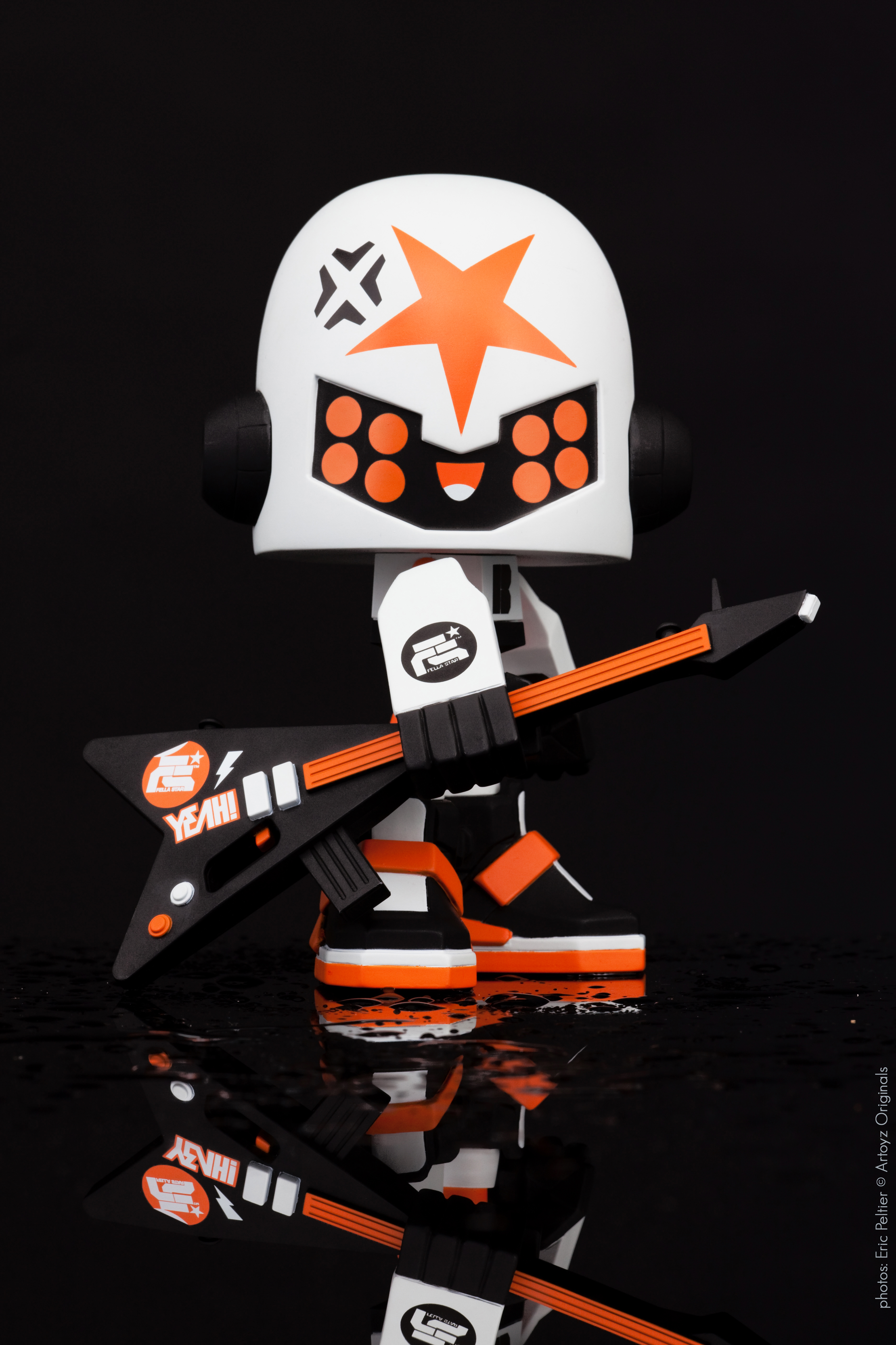 Fella Star Orange côté