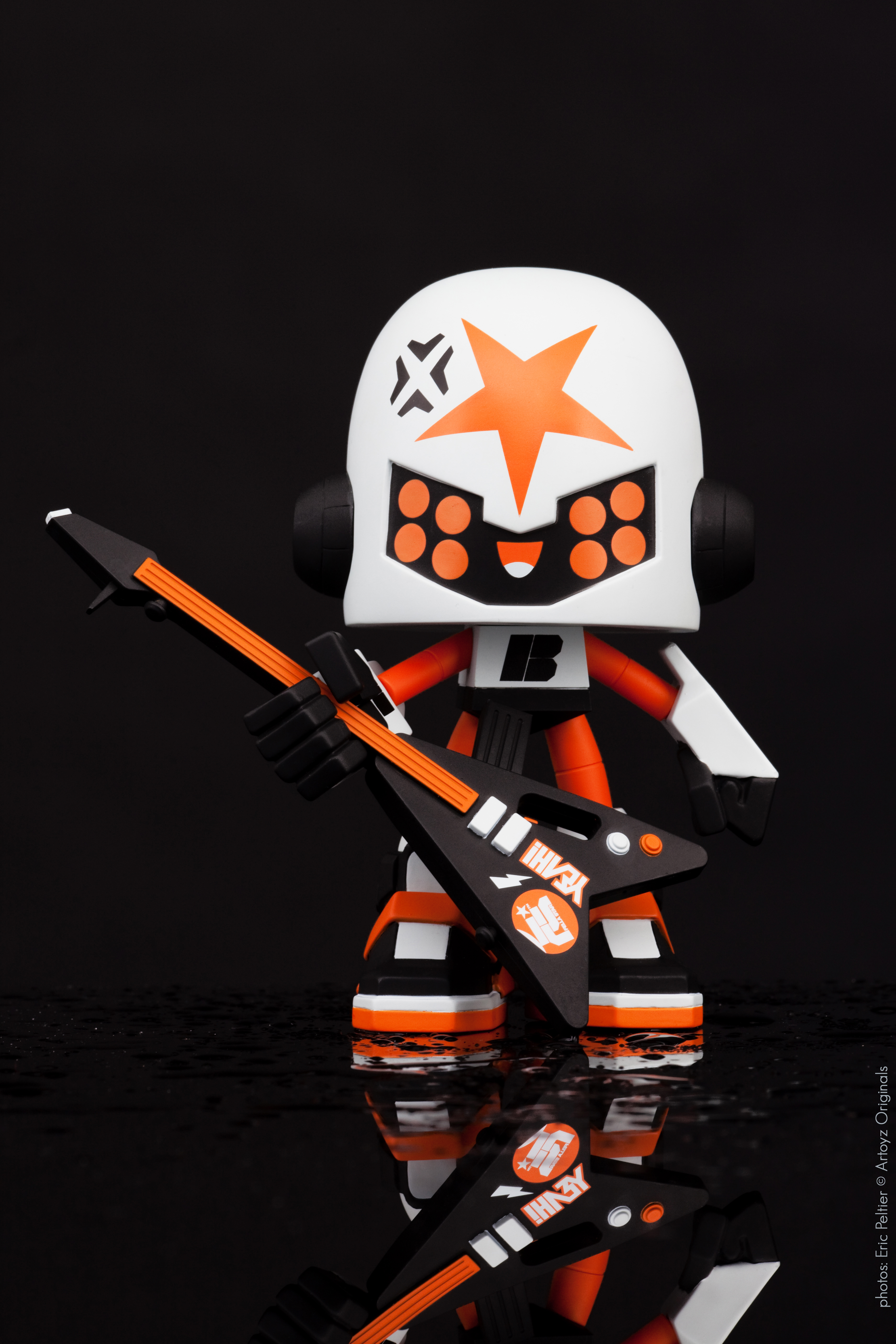 Fella Star Orange face